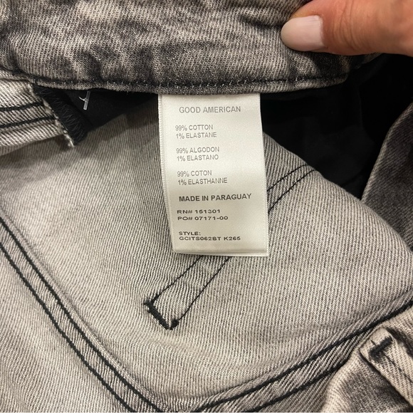 Good American Good Classic Side Slit Washed Out Black/Gray NWT Size15 Plus Size - Picture 9 of 9